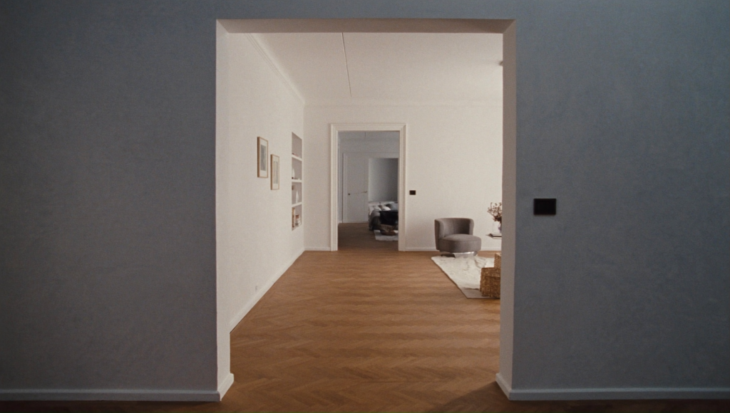 Tour — Hallway, Type B